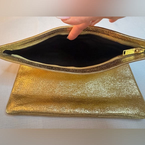 Saint Laurent Metallic Foldover Clutch - Pristine Condition - Picture 7 of 11